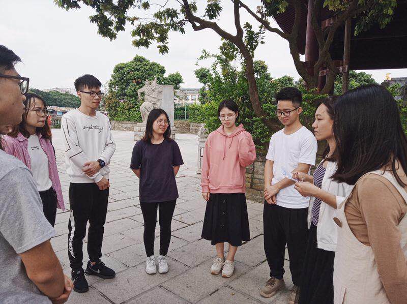 财金系红歌唱响纪念园